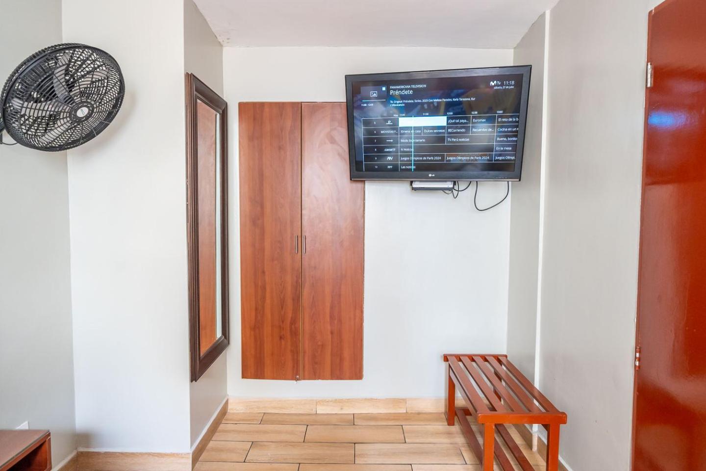 Imperial Inn Hospedaje Turistico Ліма Екстер'єр фото